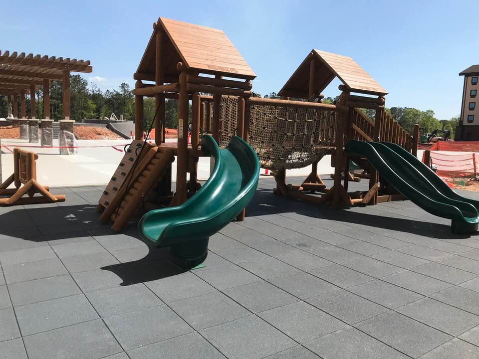 Unity's 2.5" thick Play-Land series at this resort catered to children