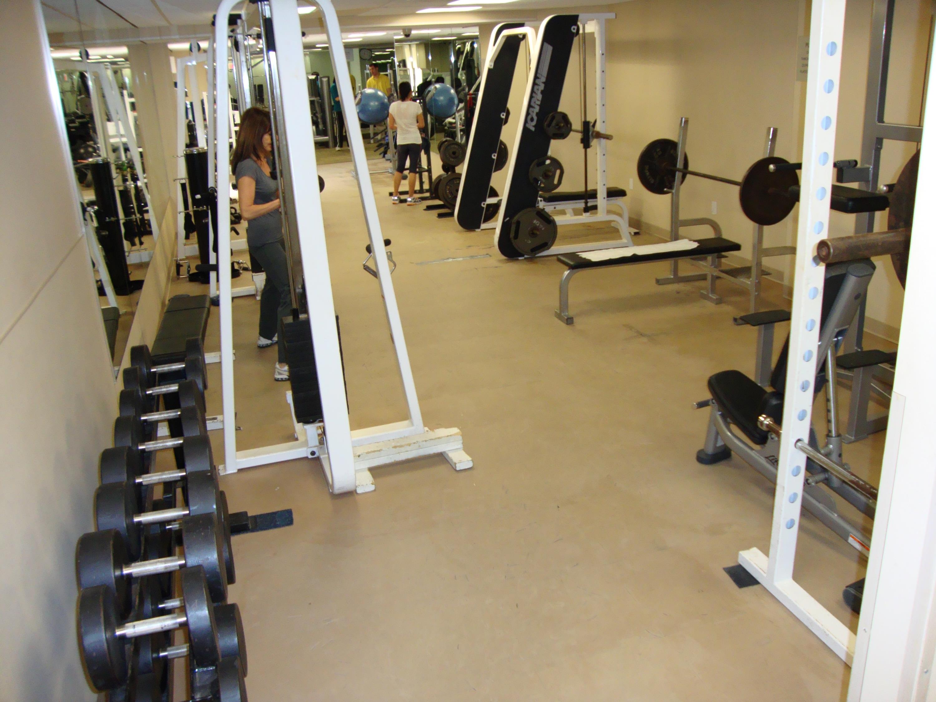 Indoor Fitness Flooring Using Std Black A