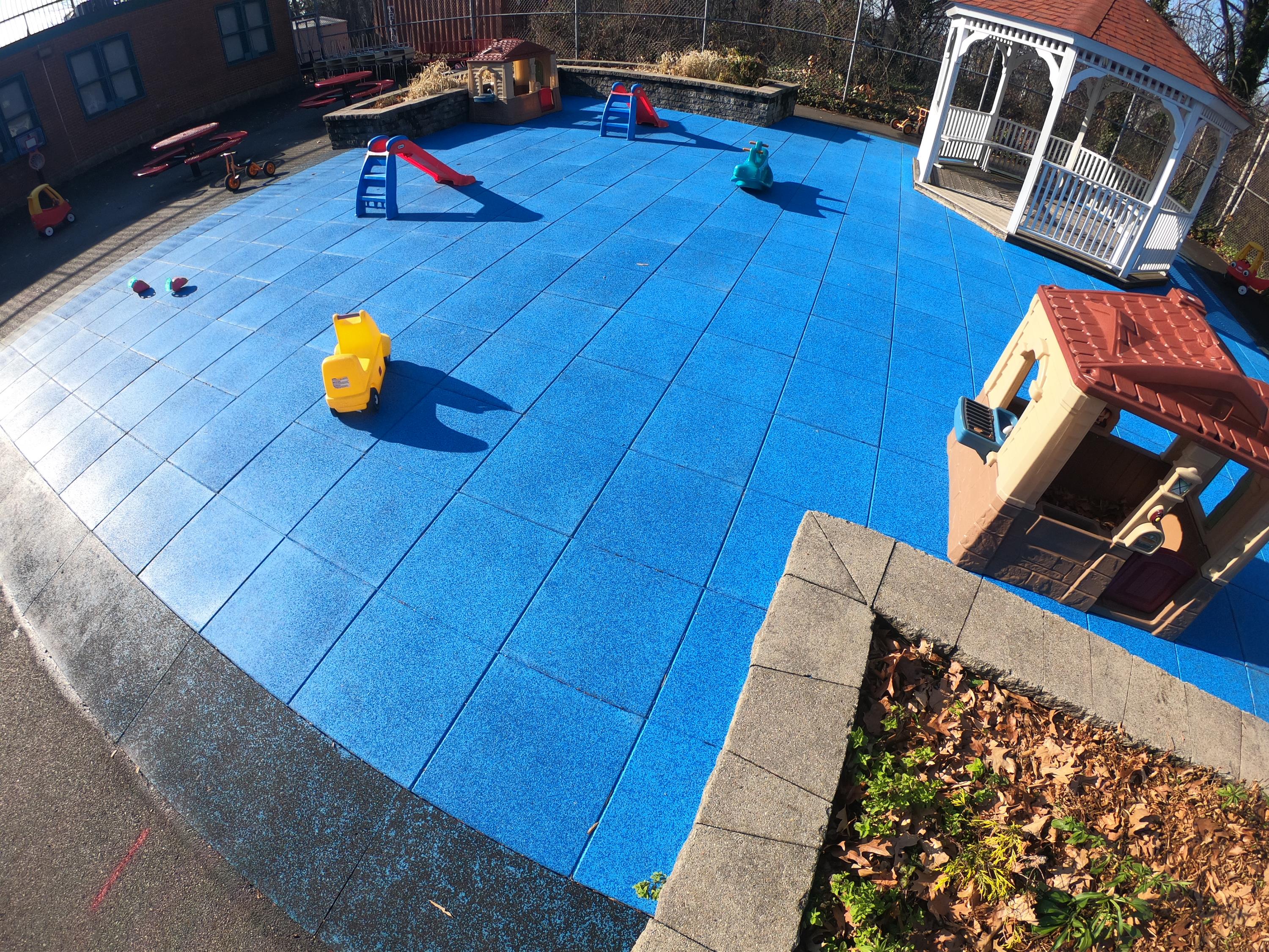 UNITY Surfacing at Daycare Center using Custom Blended TPV Top Tiles
